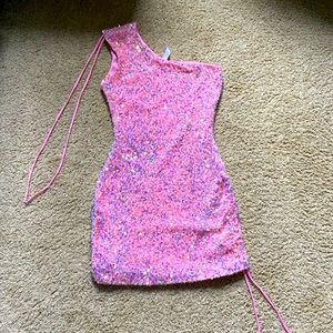 Lucy in the sky: Olivia One Shoulder Sequin Dress In Barbie Pink